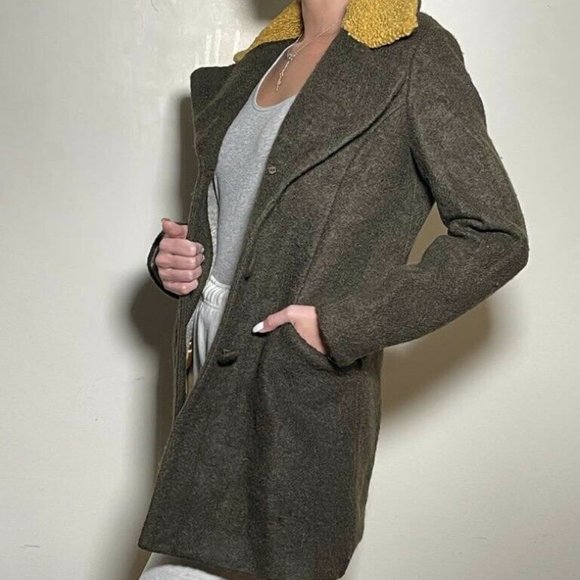 Laundry By Shelli Segal Jackets & Blazers - Laundry by Shelli Segal Coat